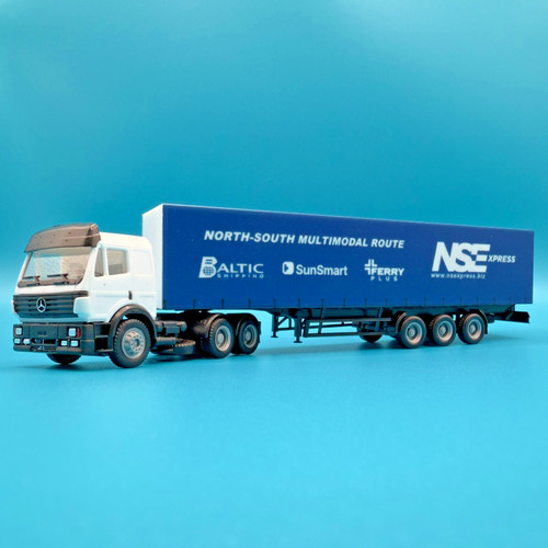Camion semirimorchio
